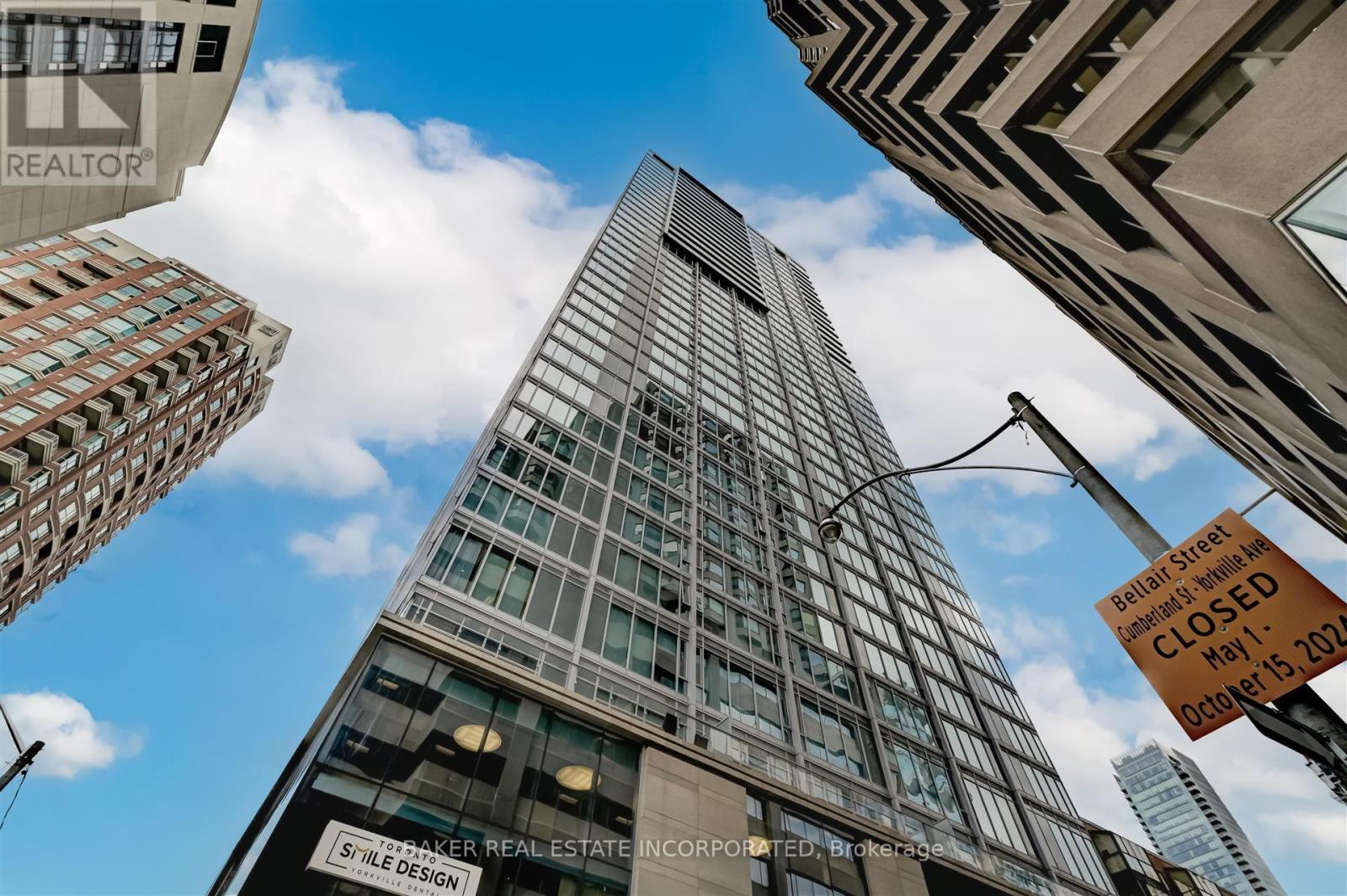 1802 - 188 Cumberland Street, Toronto, Ontario  M5R 0B6 - Photo 2 - C12979836