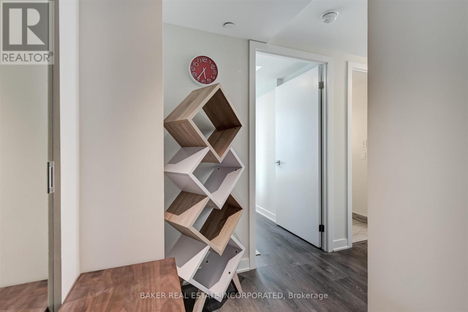 1802 - 188 Cumberland Street, Toronto, Ontario  M5R 0B6 - Photo 9 - C12979836