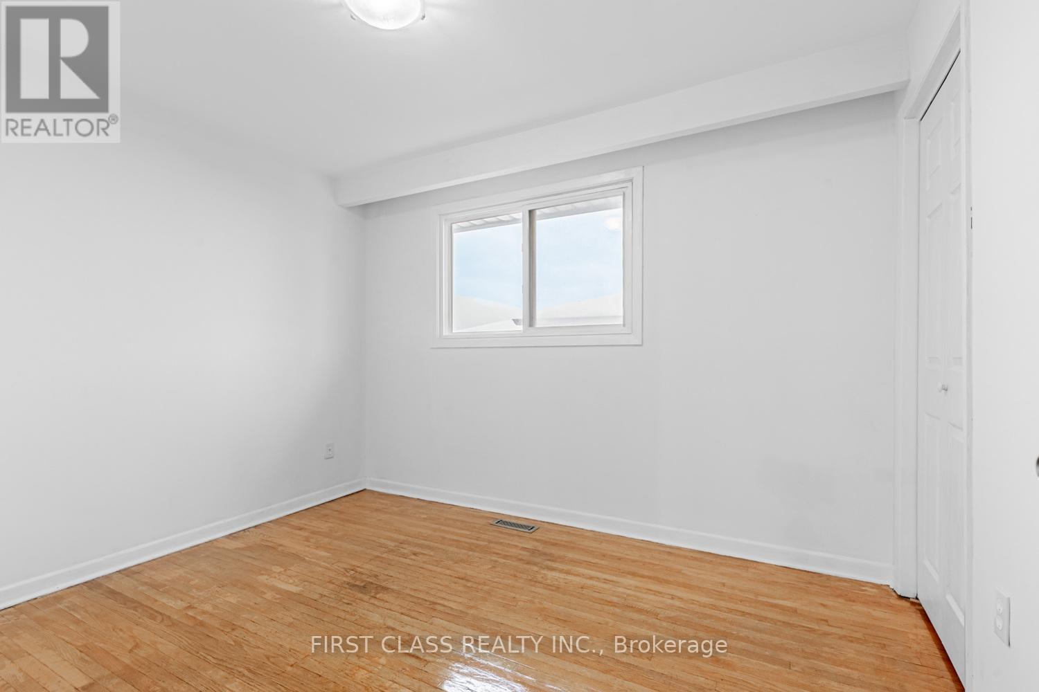 211 Shawnee Circle, Toronto (Pleasant View), Ontario  M2H 2Y3 - Photo 16 - C12979840