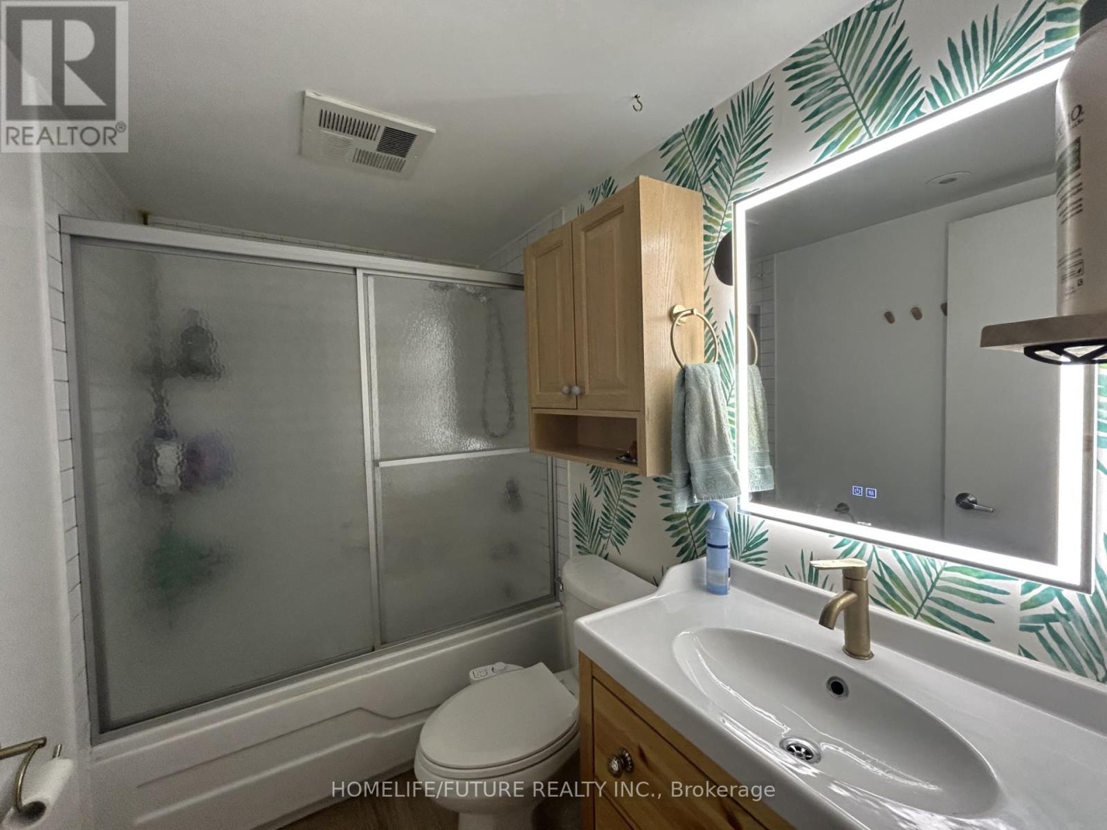 100 - 415 Jarvis Street, Toronto, Ontario  M4Y 3C1 - Photo 4 - C12979850