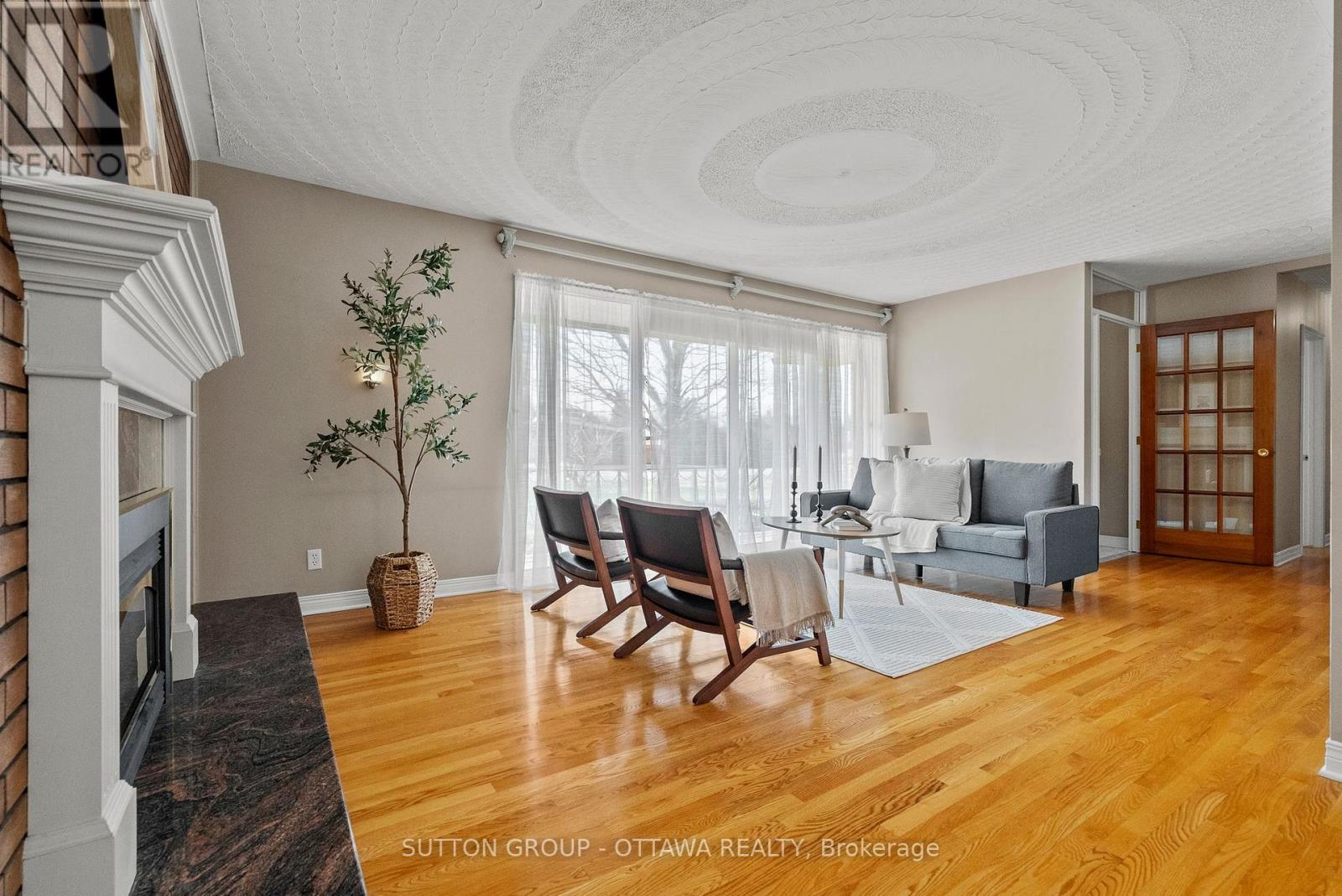 9 Aberfeldy Street, Ottawa, Ontario  K2H 6H6 - Photo 12 - X12977584