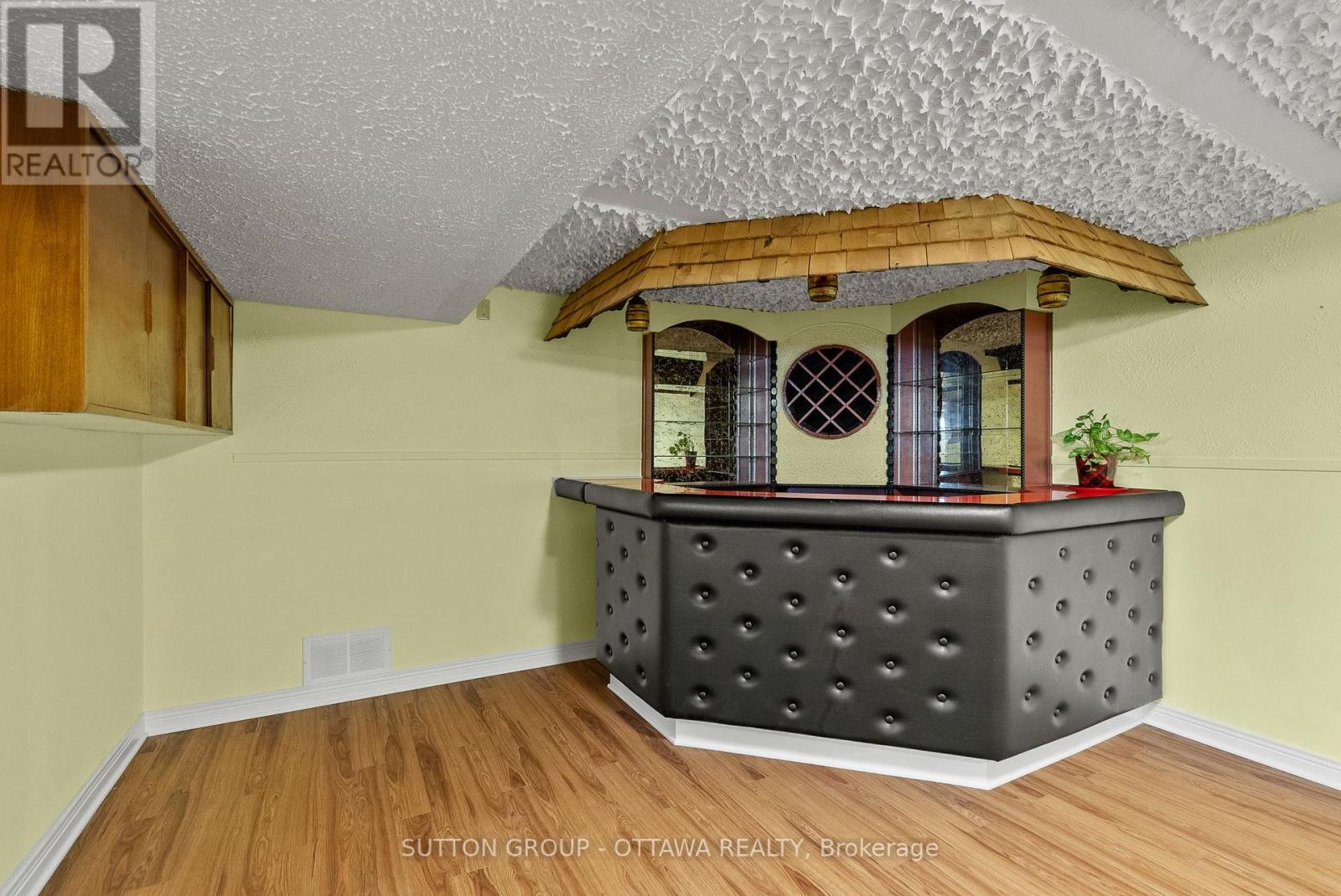 9 Aberfeldy Street, Ottawa, Ontario  K2H 6H6 - Photo 31 - X12977584