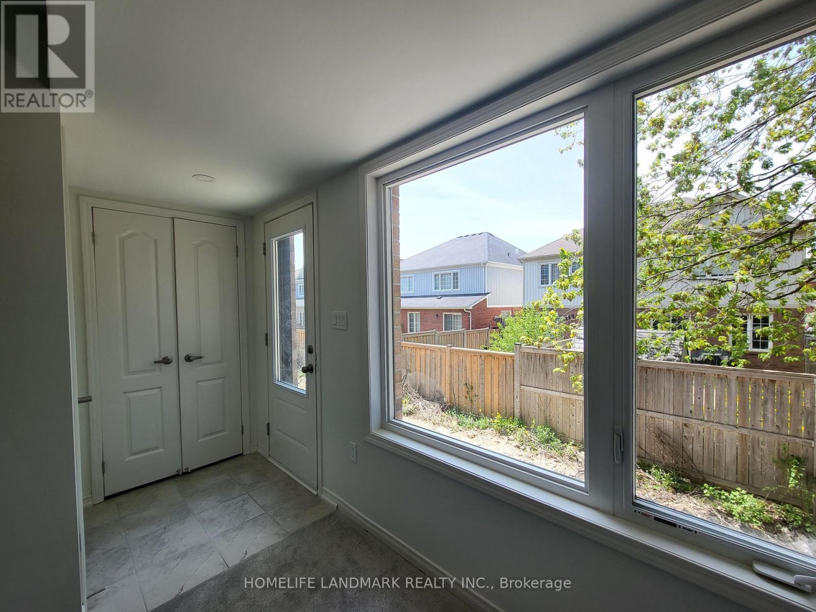 1436 Coral Springs Path, Oshawa, Ontario  L1K 3G1 - Photo 3 - E12979808