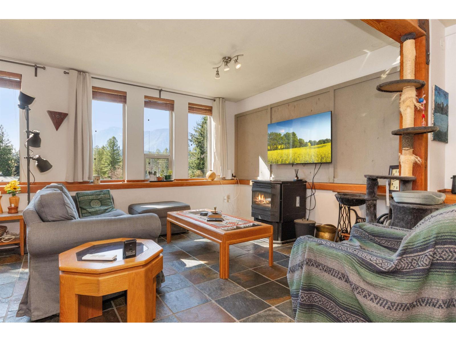 66662 Summer Road, Hope, Hope, British Columbia  V0X 1L1 - Photo 13 - R3109512