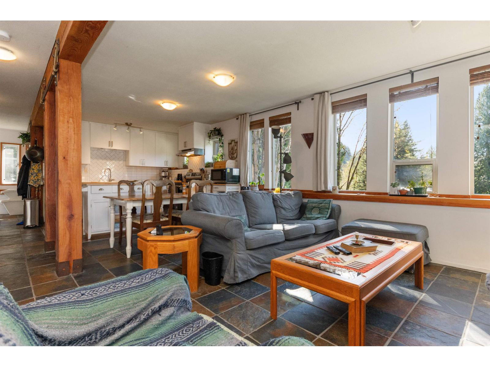 66662 Summer Road, Hope, Hope, British Columbia  V0X 1L1 - Photo 10 - R3109512