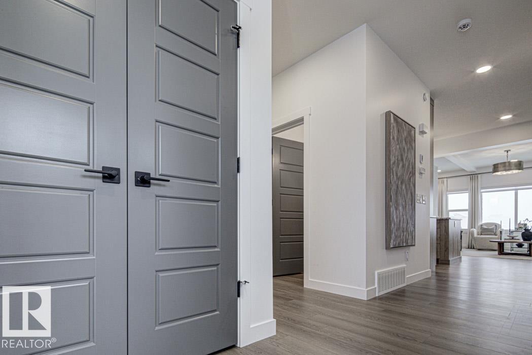 17611 7 St Ne, Edmonton, Alberta  T5Y 4K3 - Photo 3 - E4473799