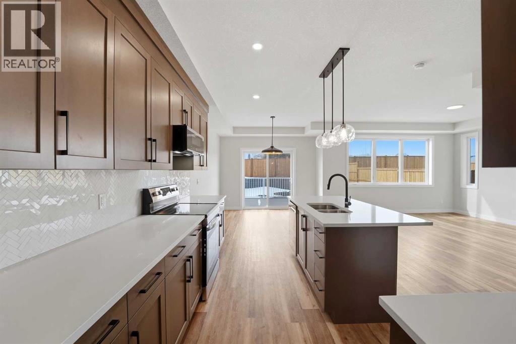 117 Crestview Boulevard, Sylvan Lake, Alberta  T4S 0V8 - Photo 14 - A2273680