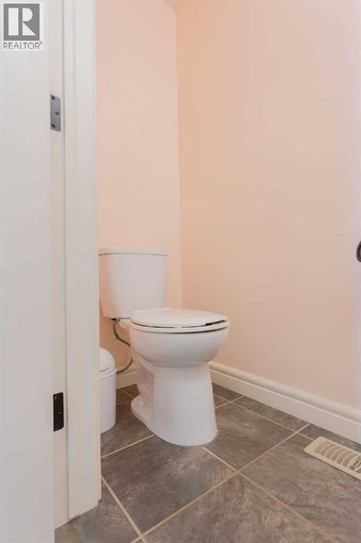 822 28 Street, Wainwright, Alberta  T9W 0A7 - Photo 12 - A2292678