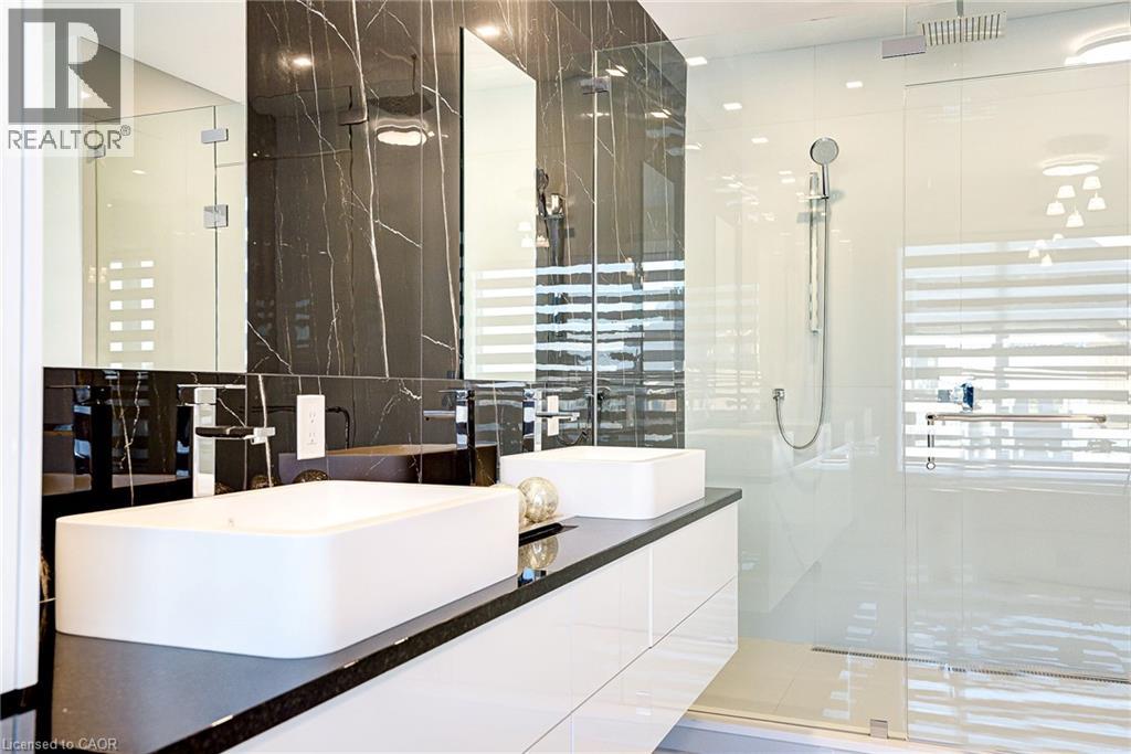 685 Meadowsweet Avenue, Waterloo, Ontario  N2V 0A6 - Photo 32 - 40819425