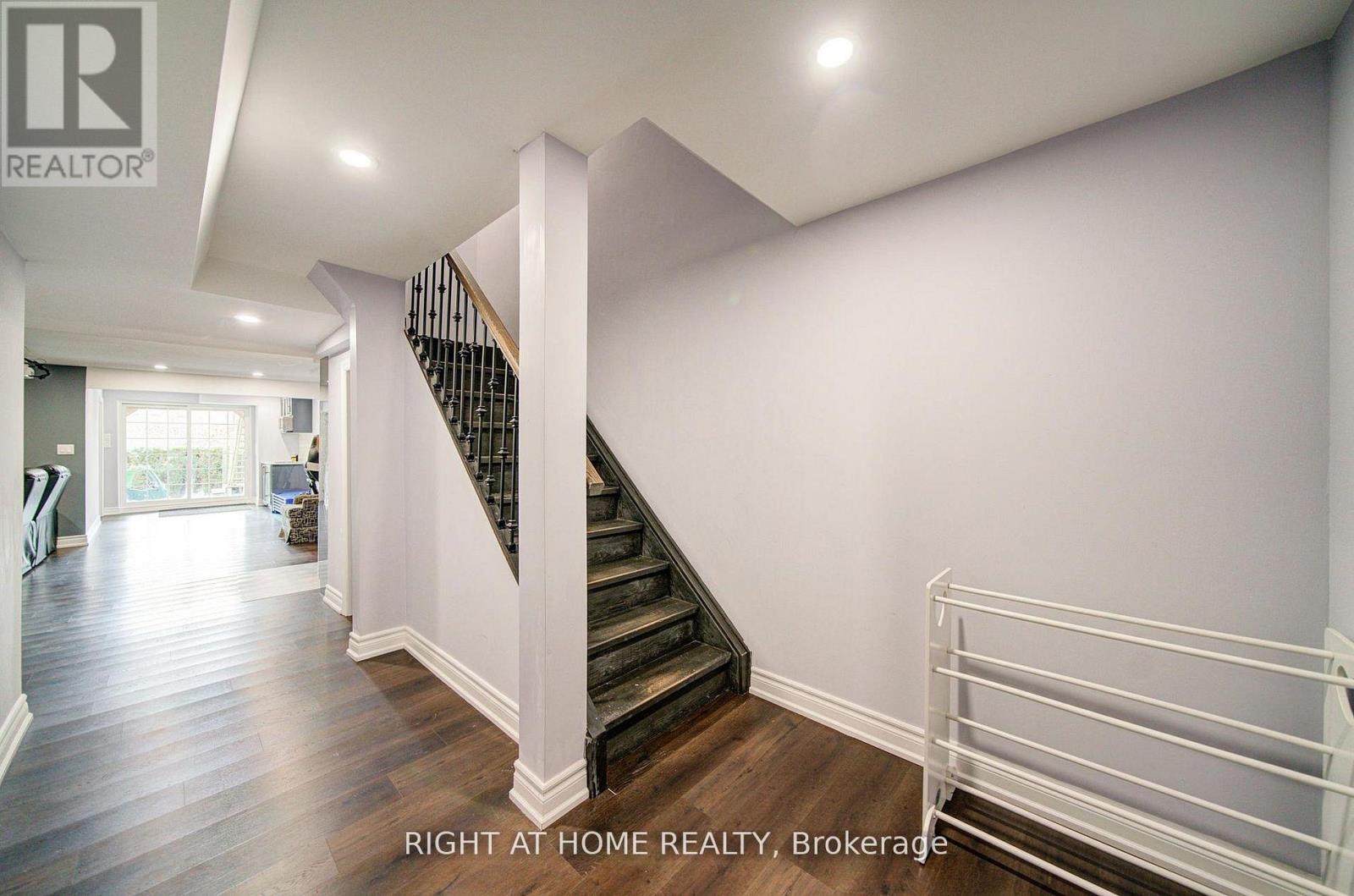 740 Colter Street, Newmarket, Ontario  L3X 2V5 - Photo 35 - N12979846