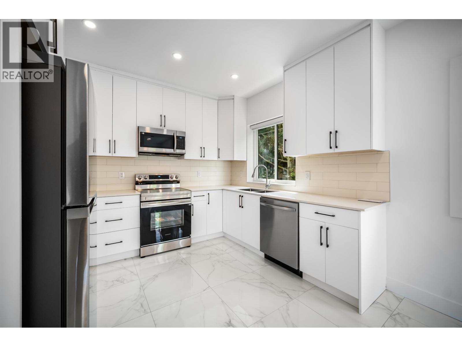 7493 Gatineau Place, Vancouver, British Columbia  V5S 2S3 - Photo 37 - R3109364