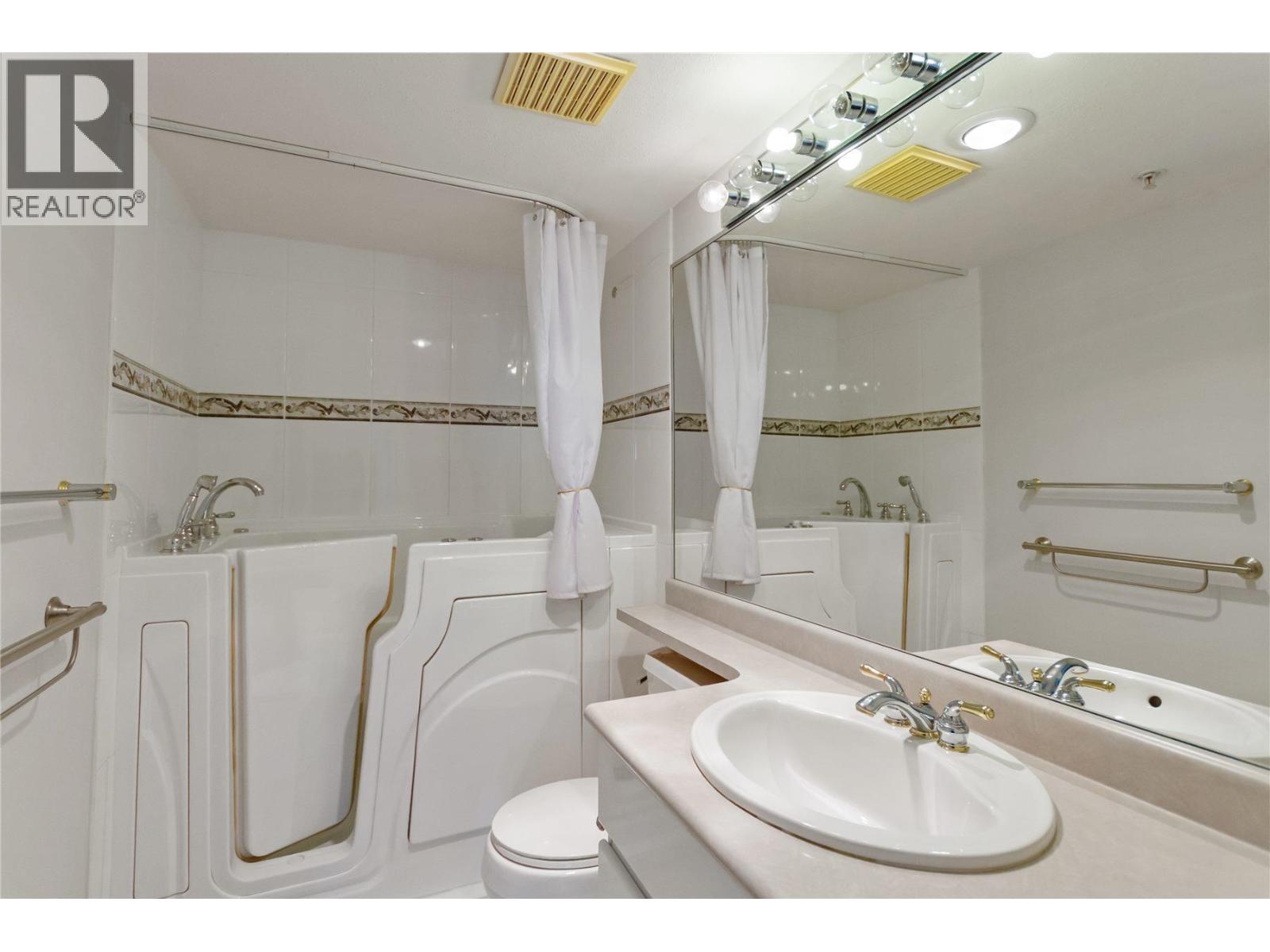 1503 1088 Quebec Street, Vancouver, British Columbia  V6A 4H2 - Photo 13 - R3109422