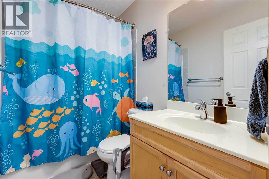 96 Chapala Square Se, Calgary, Alberta  T2X 3T5 - Photo 19 - A2299794