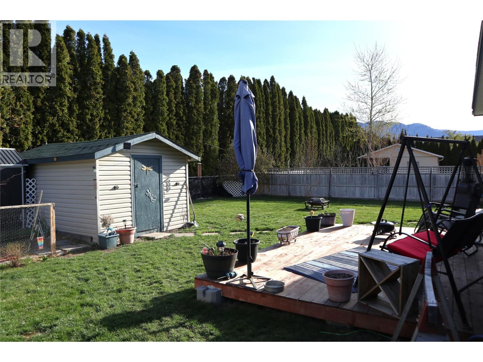 604 10th Avenue, Keremeos, British Columbia  V0X 1N3 - Photo 34 - 10379060