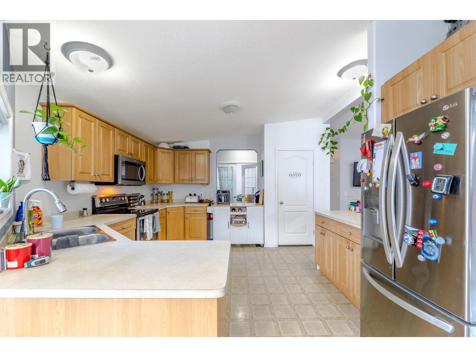 604 10th Avenue, Keremeos, British Columbia  V0X 1N3 - Photo 13 - 10379060