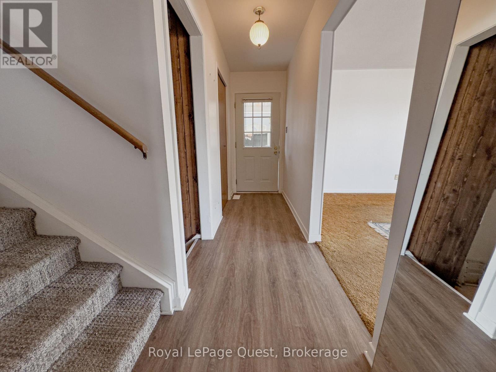 17 Rose Avenue, Orillia, Ontario  L3V 2N6 - Photo 21 - S12979838