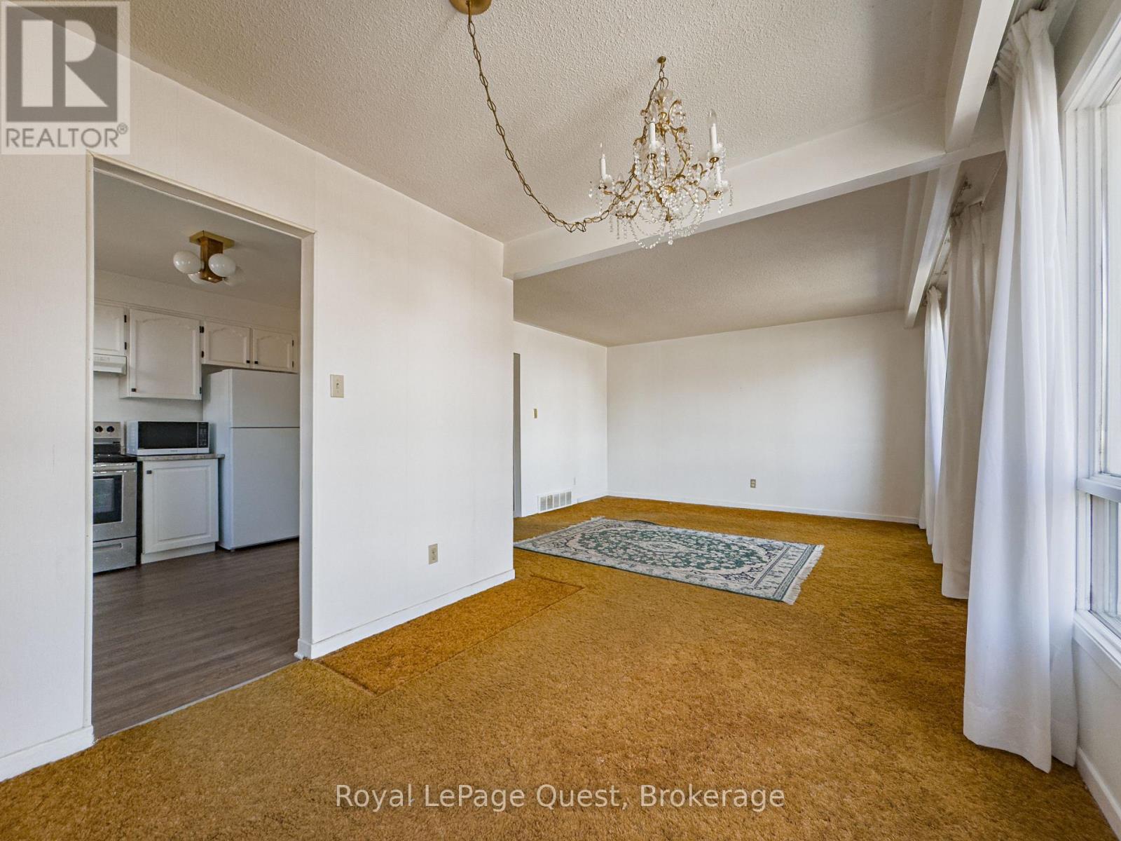 17 Rose Avenue, Orillia, Ontario  L3V 2N6 - Photo 13 - S12979838