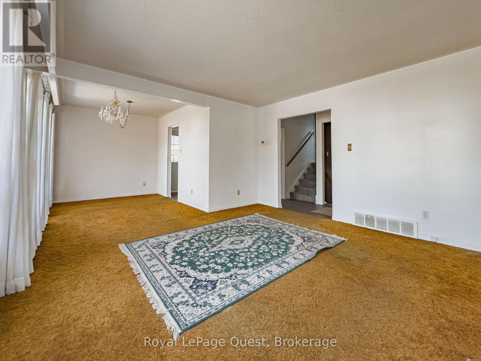 17 Rose Avenue, Orillia, Ontario  L3V 2N6 - Photo 11 - S12979838