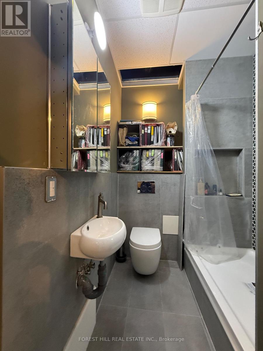 313 - 15 Wellesley Street W, Toronto, Ontario  M4Y 0G7 - Photo 7 - C12751876