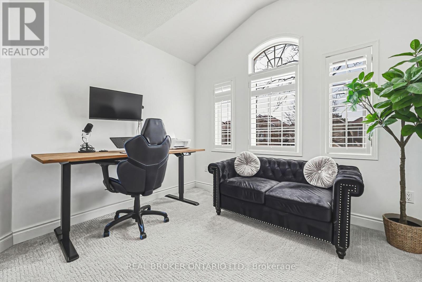 2259 Seton Crescent, Burlington, Ontario  L7L 6Y4 - Photo 21 - W12979802