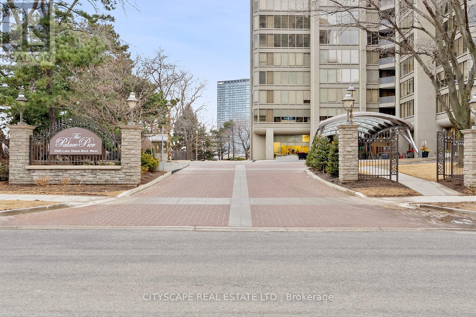 202 - 2045 Lake Shore Boulevard W, Toronto, Ontario  M8V 2Z6 - Photo 33 - W12979818
