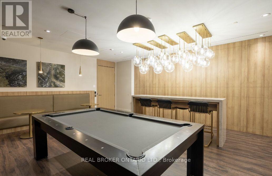 518 - 21 Park Street E, Mississauga, Ontario  L5G 1L7 - Photo 33 - W12979826