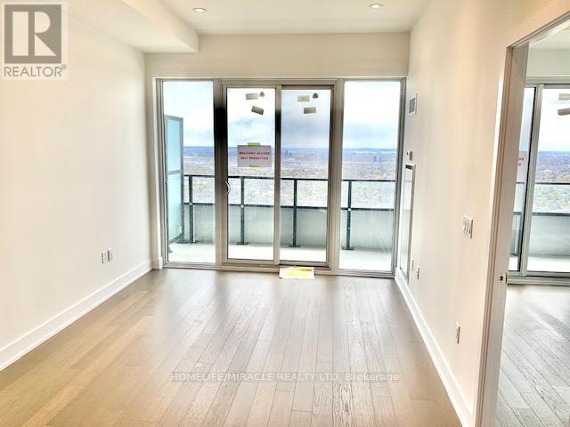 Lph01a - 30 Shore Breeze Drive, Toronto, Ontario  M8V 0J1 - Photo 5 - W12979844