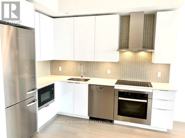 Lph01a - 30 Shore Breeze Drive, Toronto, Ontario  M8V 0J1 - Photo 8 - W12979844