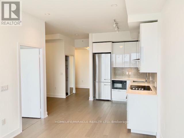Lph01a - 30 Shore Breeze Drive, Toronto, Ontario  M8V 0J1 - Photo 9 - W12979844