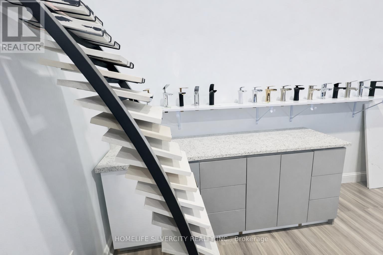 13 - 2084 Steeles Avenue E, Brampton (Southgate), Ontario  L6T 5A6 - Photo 13 - W12979858