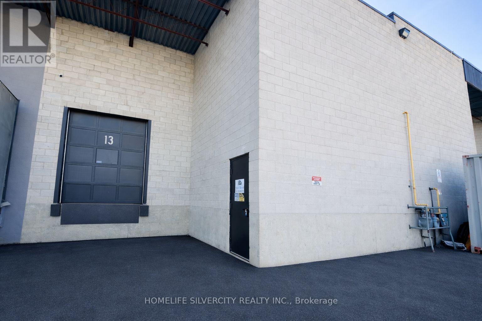 13 - 2084 Steeles Avenue E, Brampton (Southgate), Ontario  L6T 5A6 - Photo 18 - W12979858