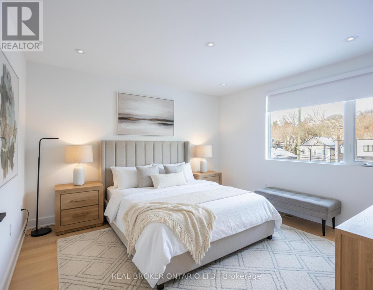 88 South Kingsway Way, Toronto, Ontario  M6S 3T3 - Photo 27 - W12549708