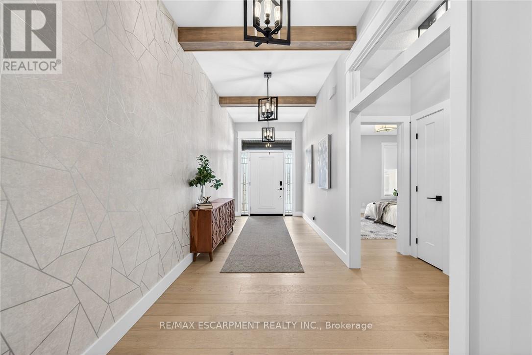 23 - 24 Craddock Boulevard, Haldimand, Ontario  N0A 1J0 - Photo 5 - X12979806