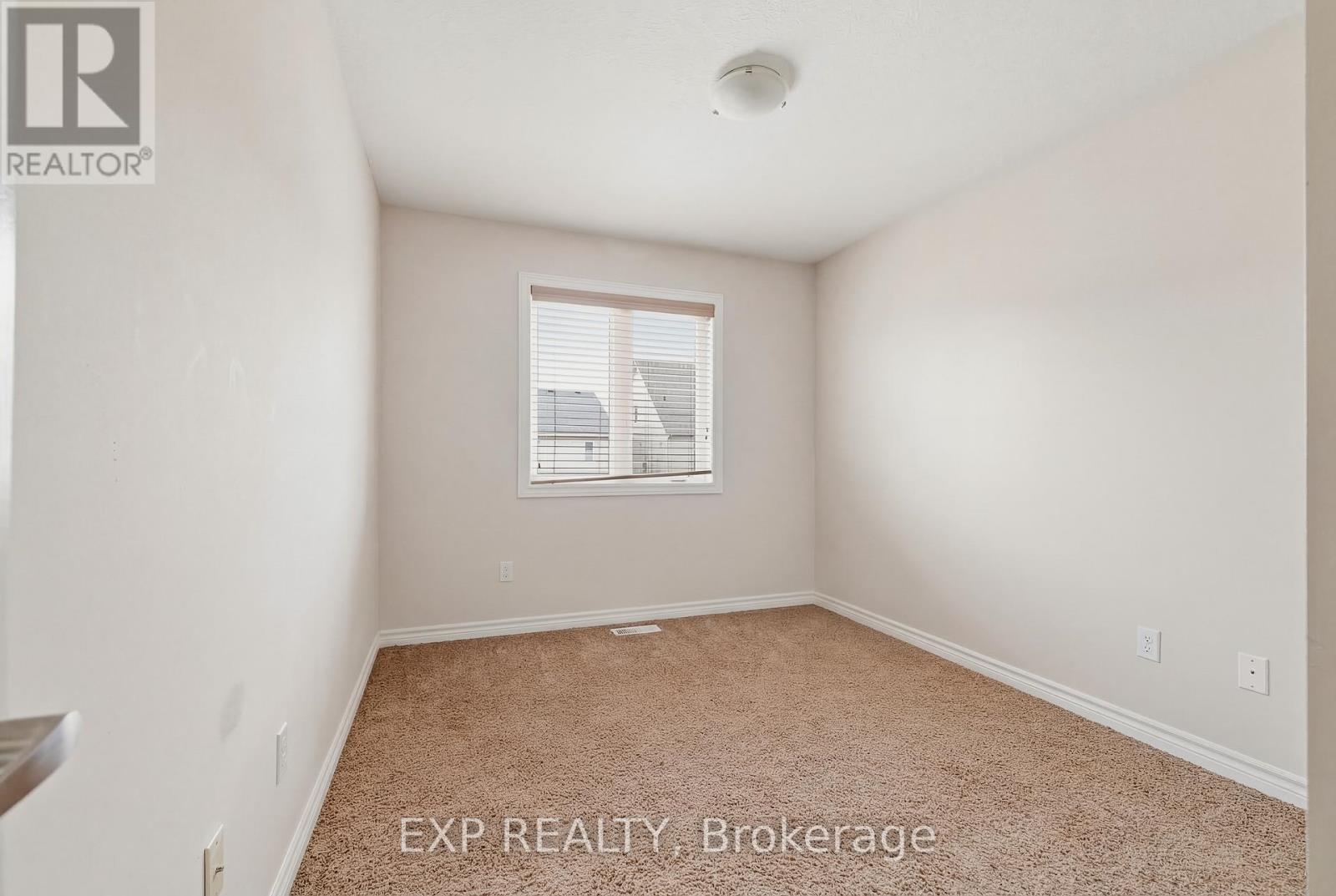 130 Simmonds Drive, Guelph, Ontario  N1E 7L8 - Photo 22 - X12979816