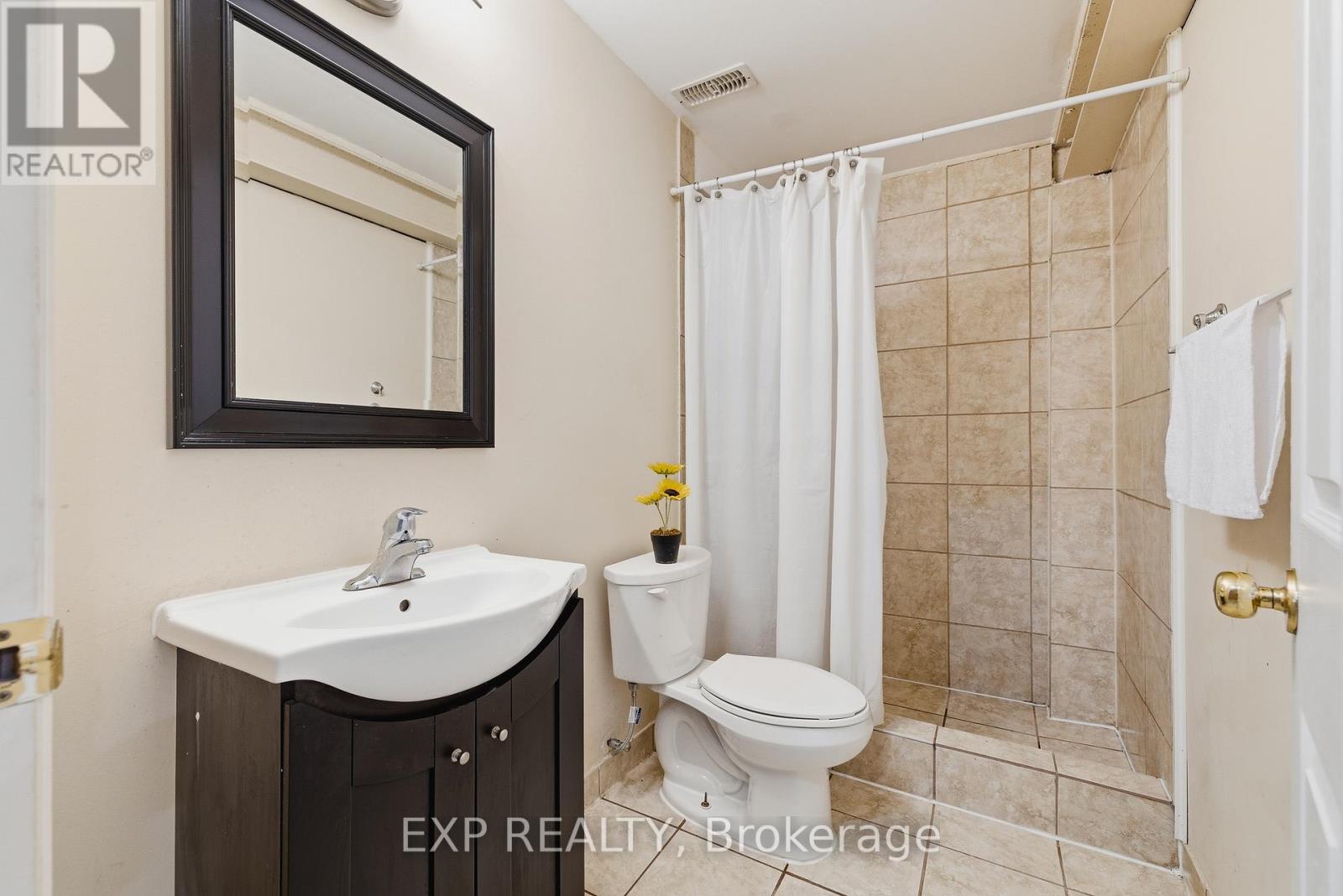 130 Simmonds Drive, Guelph, Ontario  N1E 7L8 - Photo 27 - X12979816