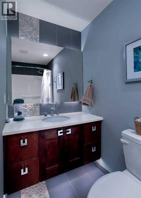 4505 66 Streetclose, Camrose, Alberta  T4V 2T1 - Photo 9 - A2294915