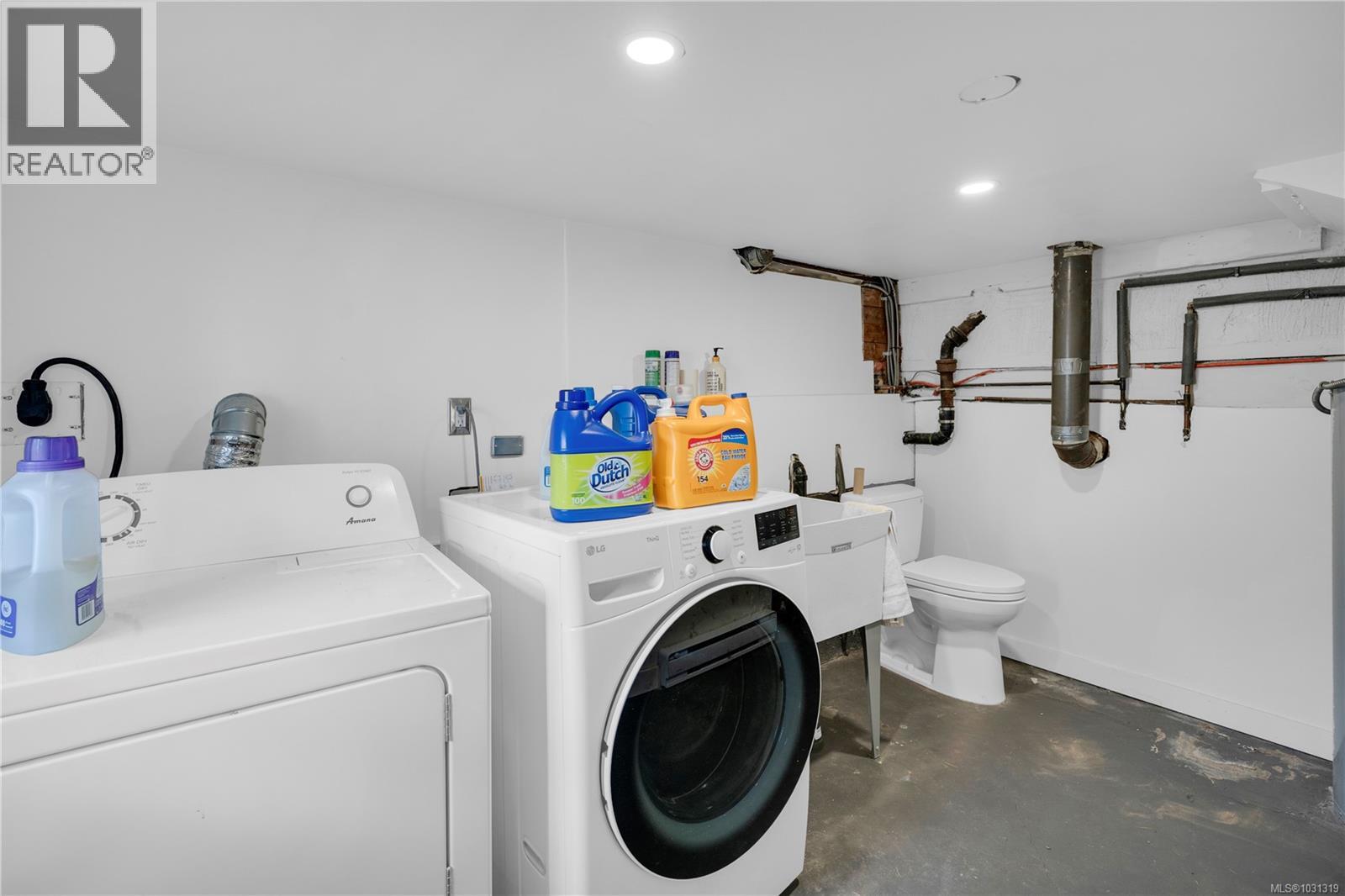 4371 Shelbourne St, Saanich, British Columbia  V8N 3G4 - Photo 23 - 1031319