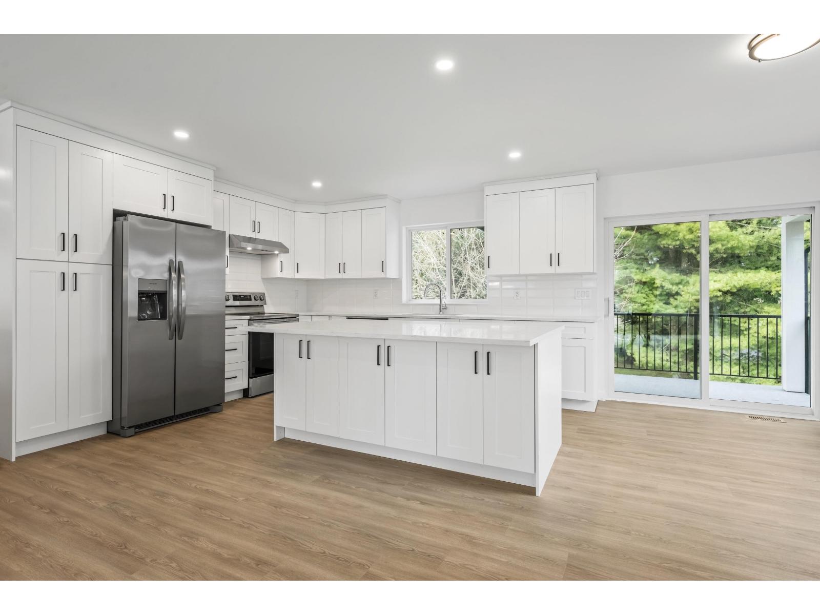 12304 Iona Place, Surrey, British Columbia  V3V 6P6 - Photo 11 - R3107262