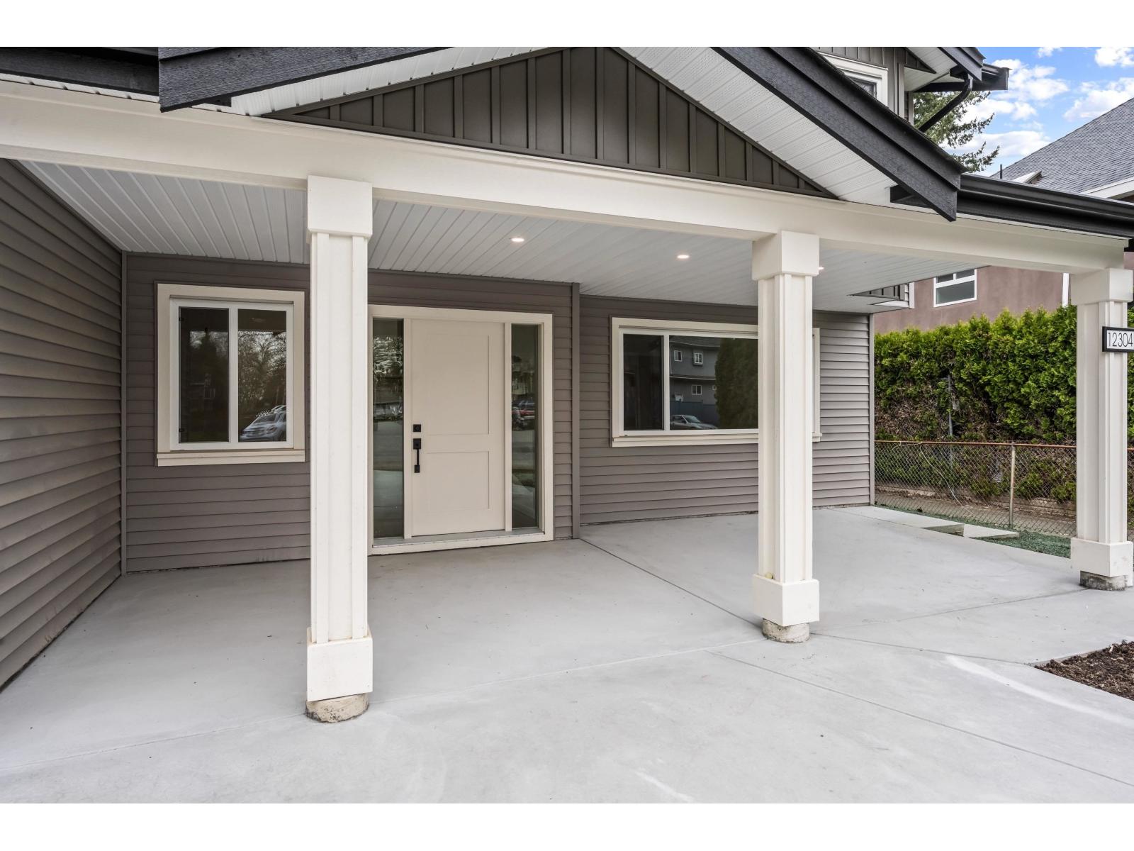 12304 Iona Place, Surrey, British Columbia  V3V 6P6 - Photo 2 - R3107262