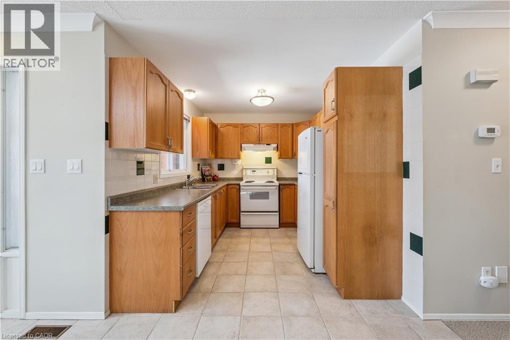 1030 Colborne Street E Unit# 29, Brantford, Ontario  N3T 5L7 - Photo 4 - 40819108