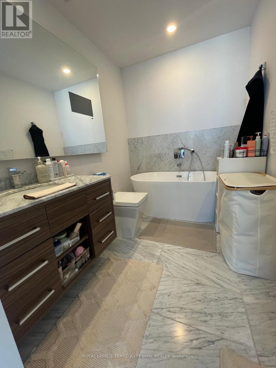 4506 - 488 University Avenue, Toronto, Ontario  M5G 0C1 - Photo 13 - C12979568