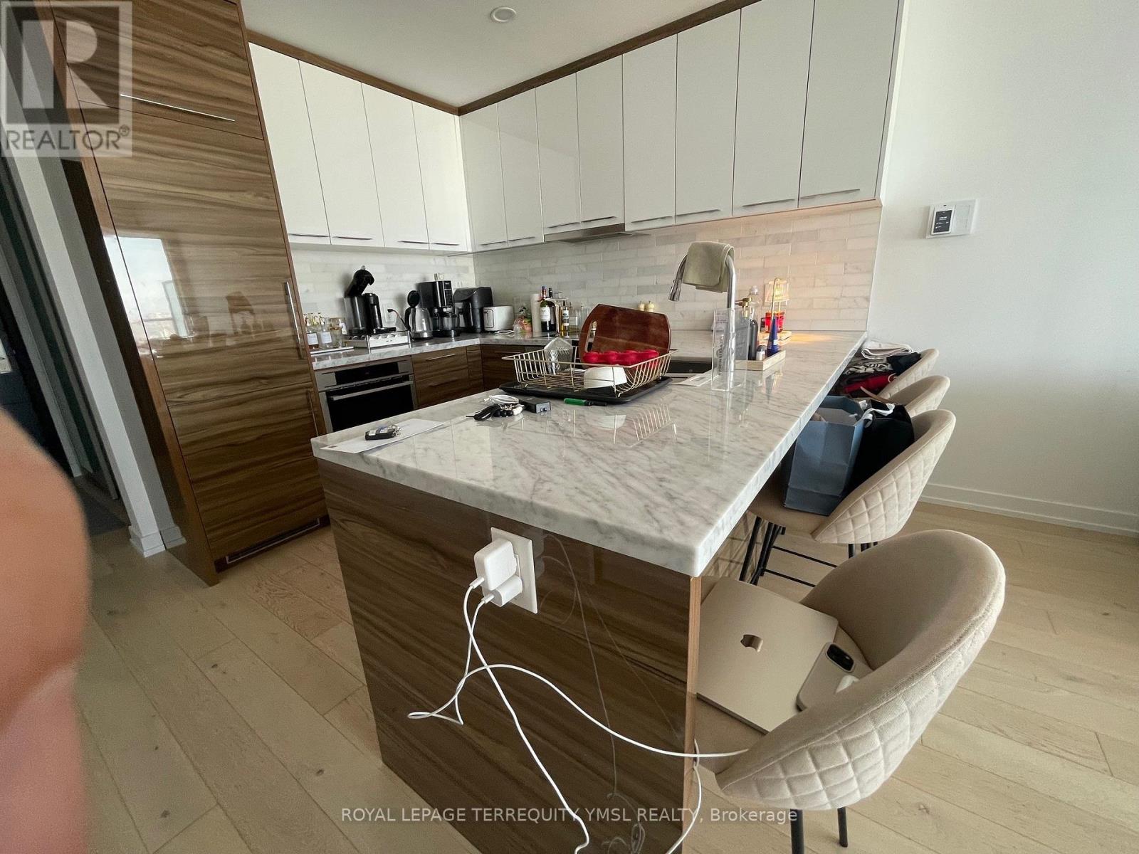 4506 - 488 University Avenue, Toronto, Ontario  M5G 0C1 - Photo 8 - C12979568