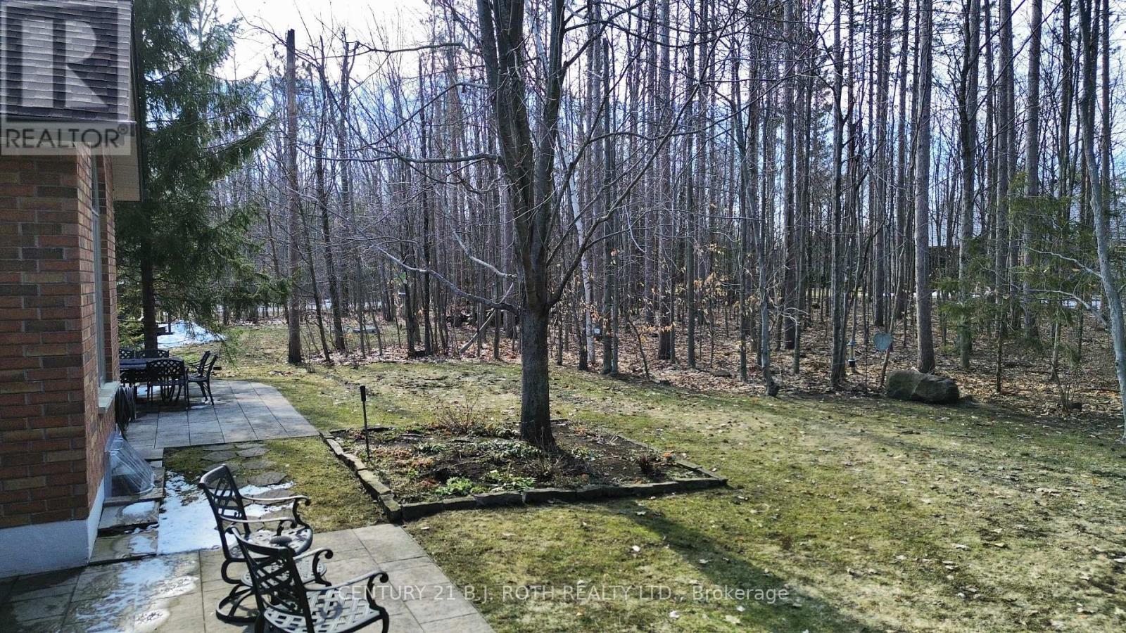 6 Lloyd Cook Drive E, Springwater, Ontario  L4M 4S4 - Photo 41 - S12979256