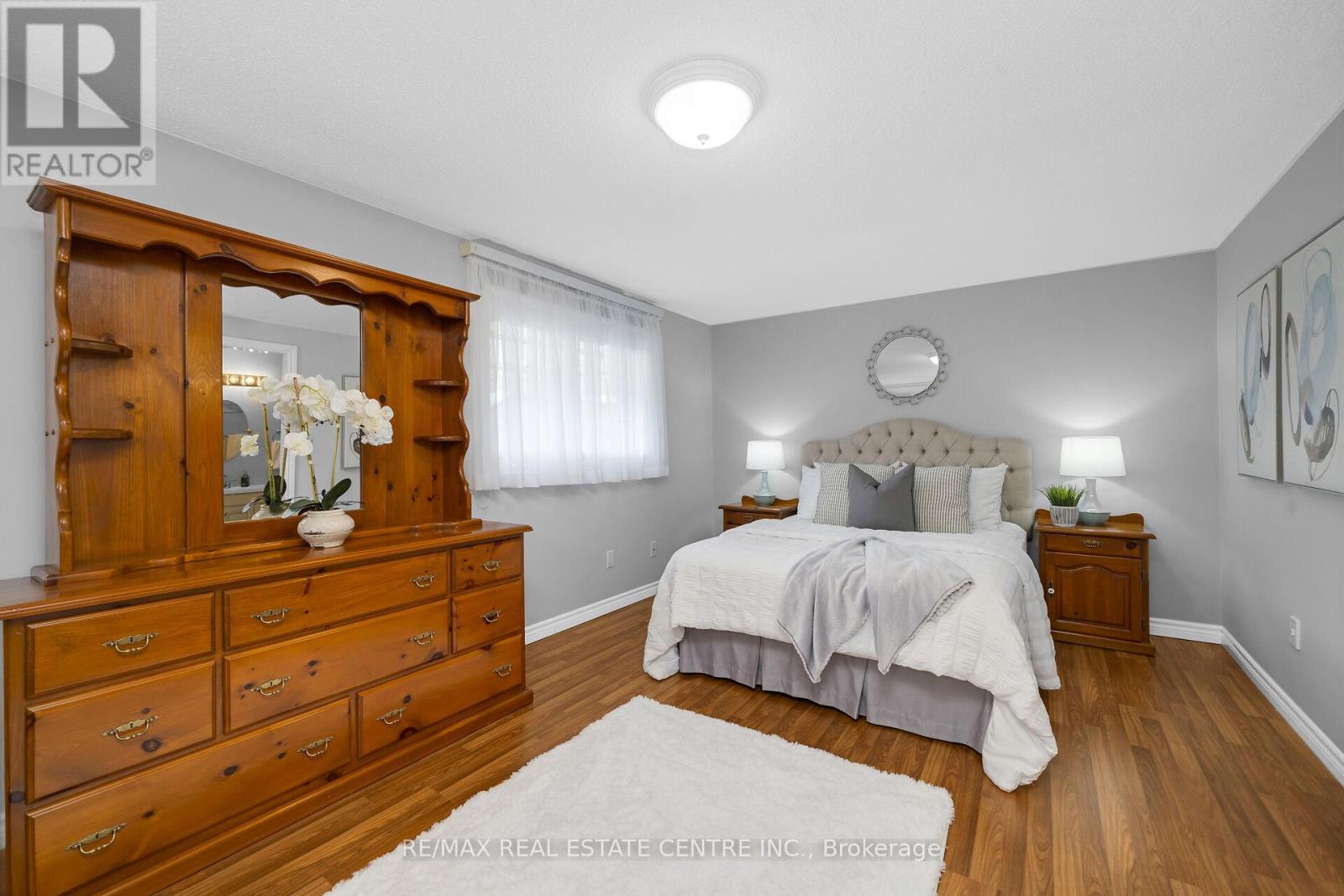 466 Vanier Drive, Milton, Ontario  L9T 4T4 - Photo 9 - W12909332