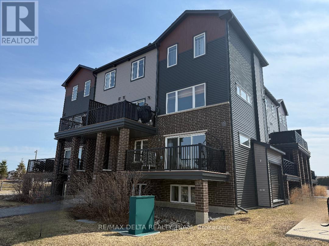 D - 516 DECOEUR DRIVE, Ottawa, Ontario