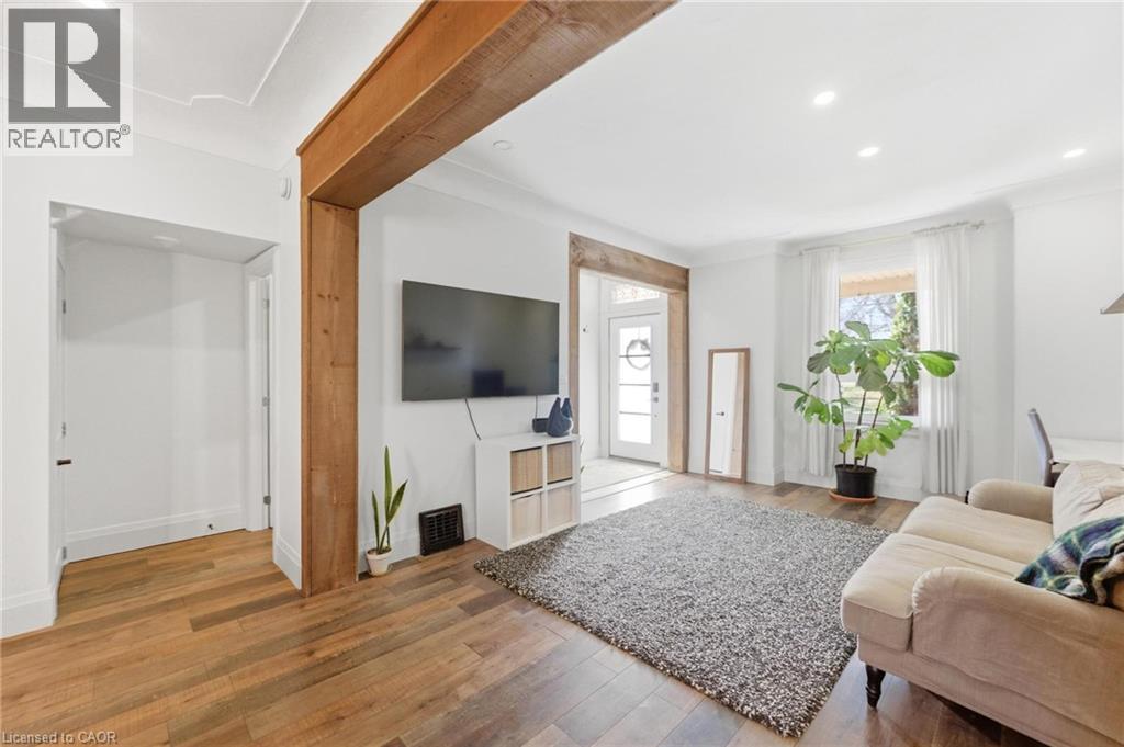 47 E Wood Street E, Hamilton, Ontario  L8L 3Y2 - Photo 11 - 40819465