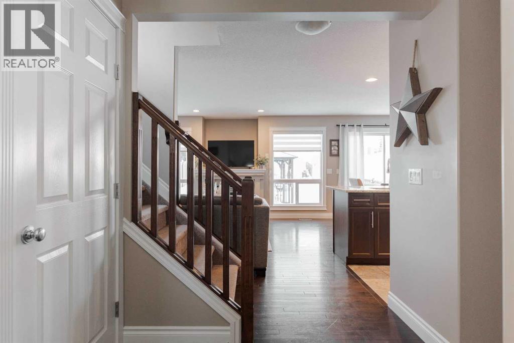 108 Diamondstone Ridge, Fort Mcmurray, Alberta  T9K 0T8 - Photo 4 - A2280225