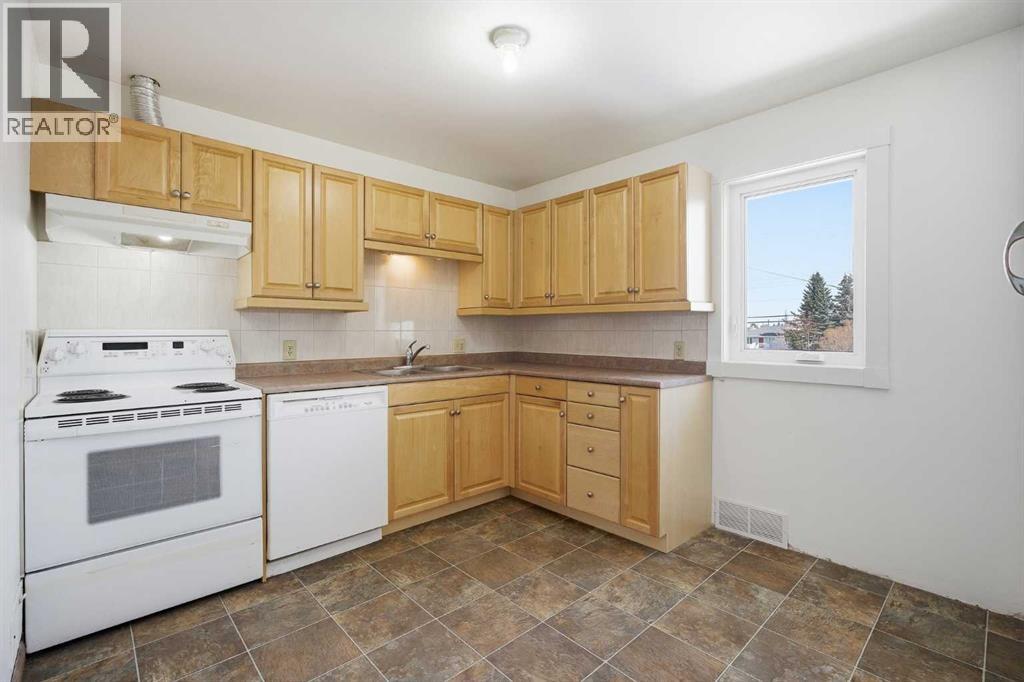 2024 36 Street SW, Calgary, Alberta  T3E 2Z1 - Photo 7 - A2299465