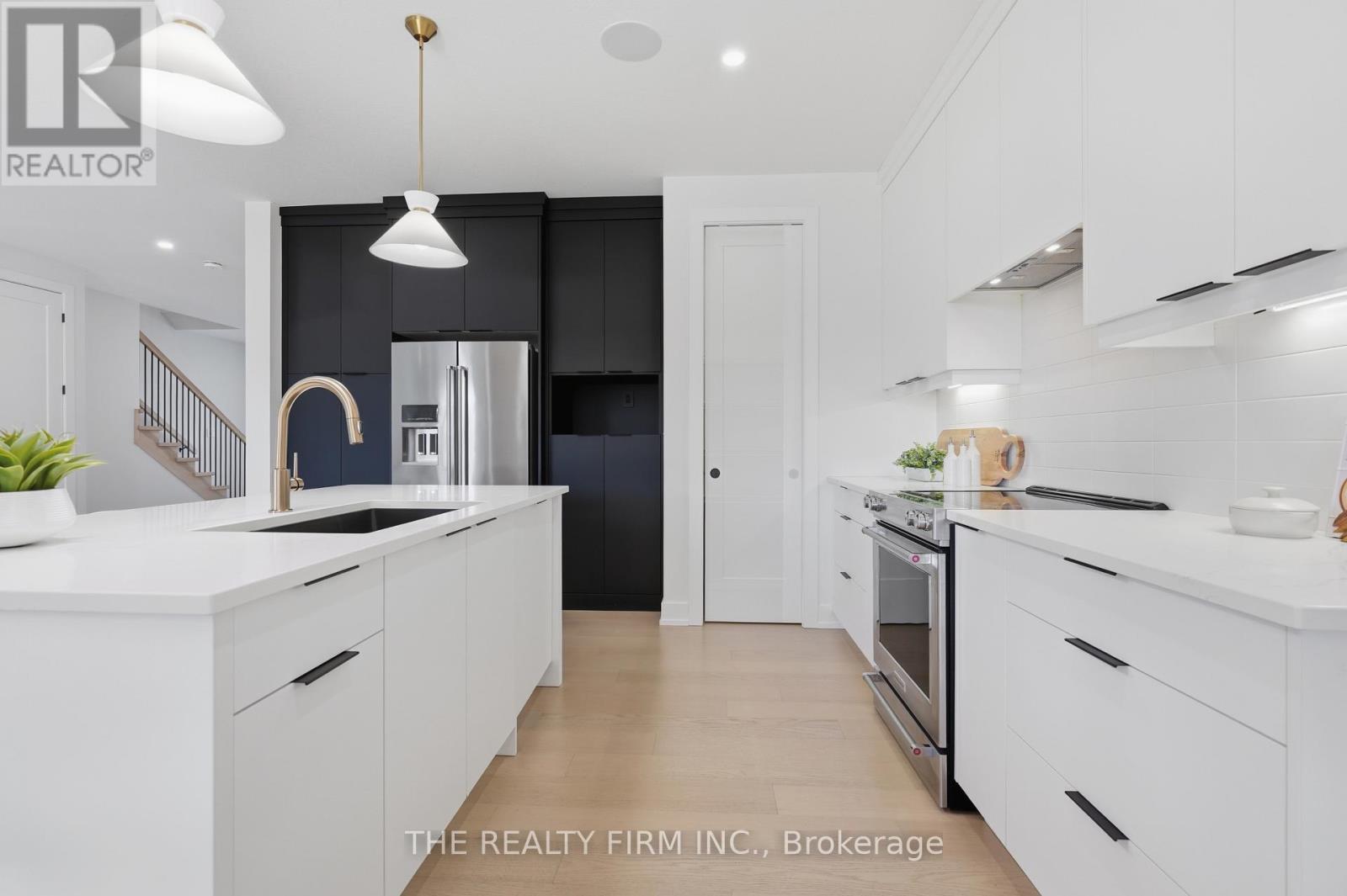 2611 Buroak Drive, London North, Ontario  N6G 3W1 - Photo 16 - X12979932