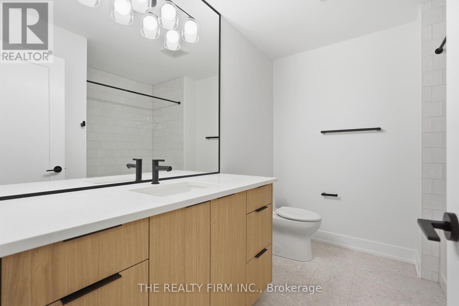 2611 Buroak Drive, London North, Ontario  N6G 3W1 - Photo 34 - X12979932